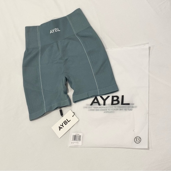 AYBL Reflex Seamless Workout Shorts - Picture 2 of 2